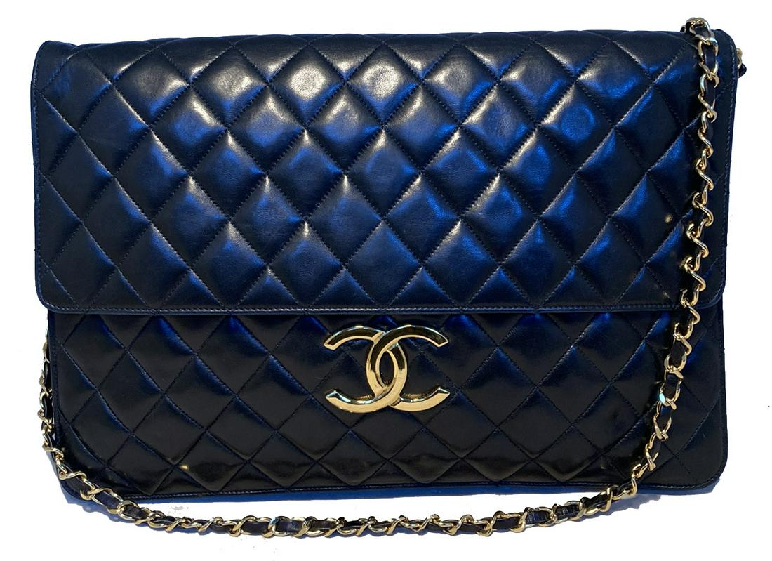 Chanel Vintage Black Quilted Lambskin Shoulder Bag (1 of 15)