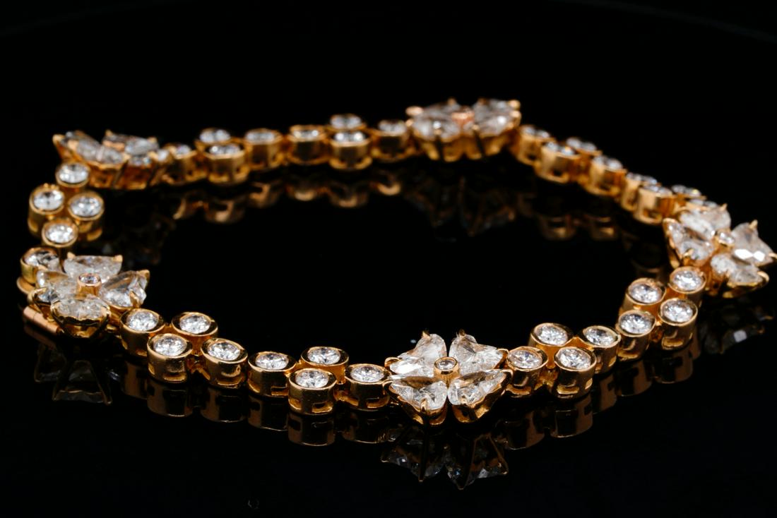 12.00ctw VS2-SI2/G-H Diamond 18K Yellow Gold Bracelet (1 of 3)