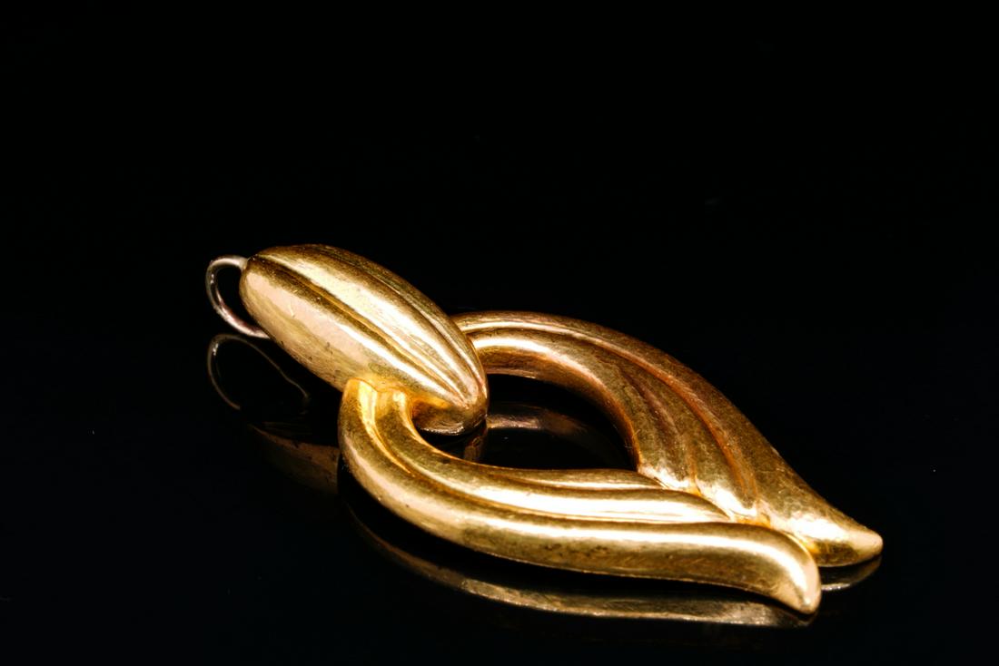 Ilias Lalaounis 18K Yellow Gold 1.85" Pendant (1 of 3)