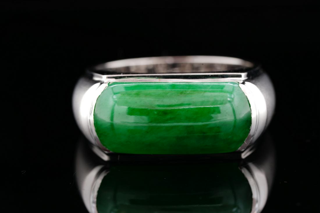 19.7mm Certified Natural Type A Jadeite & 18K Ring (1 of 7)