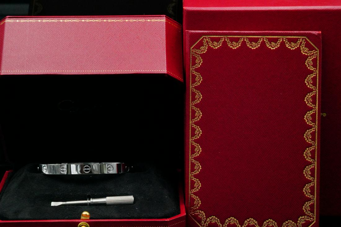 Cartier Solid 18K White Gold Love Bangle W/Box (1 of 8)