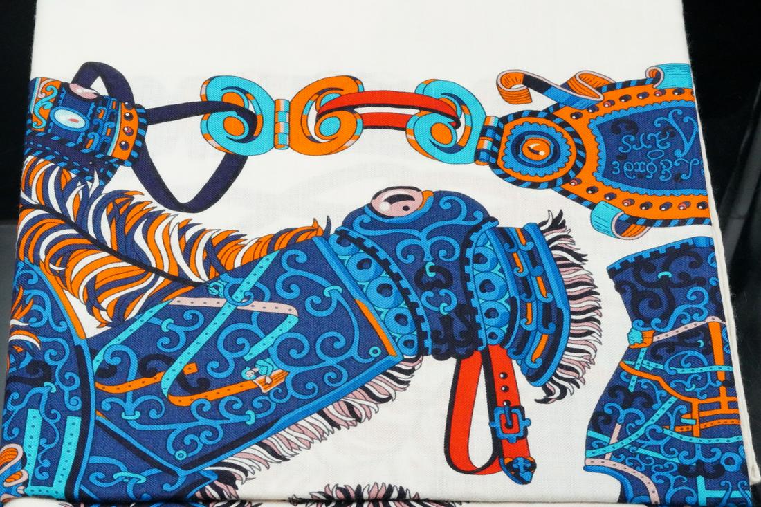 Hermes Sous L'Egide De Mars Shawl 140 (70% Cashmere) (1 of 4)