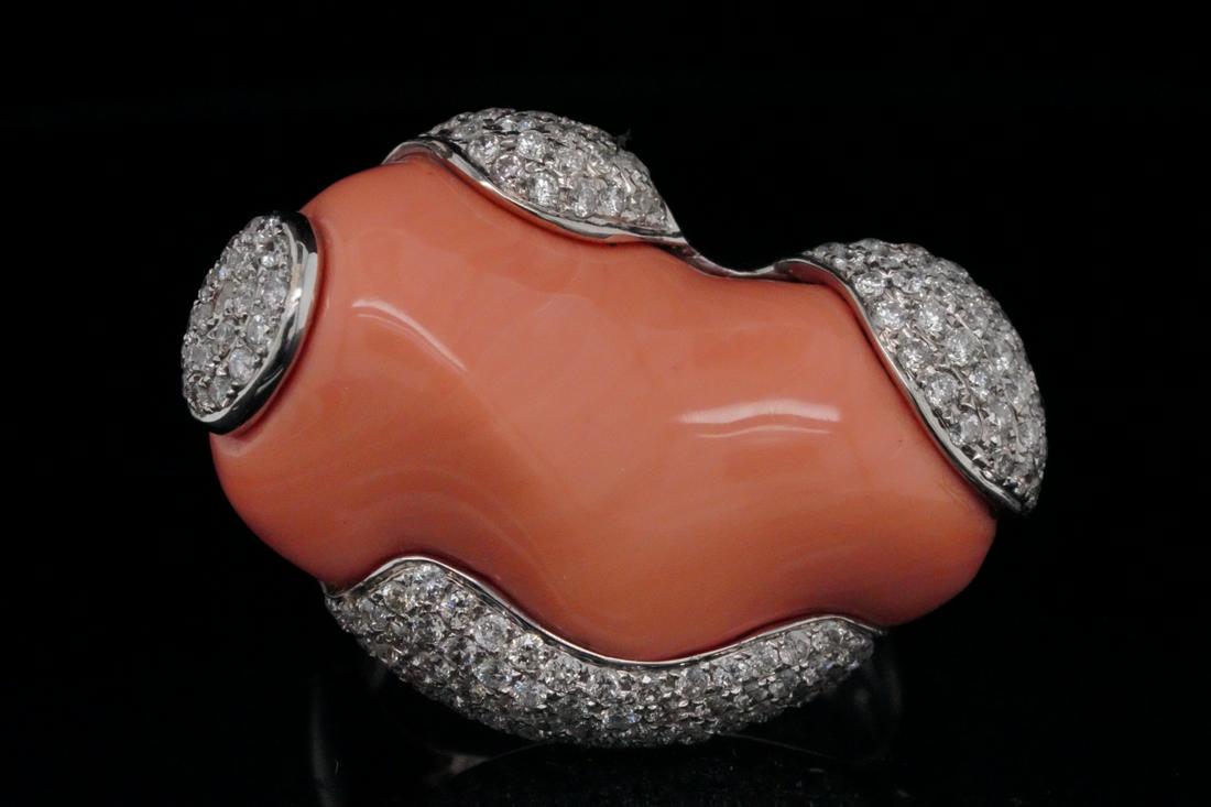 23.5mm Coral, 1.00ctw SI1-SI2/G-H Diamond 18K Ring (1 of 6)