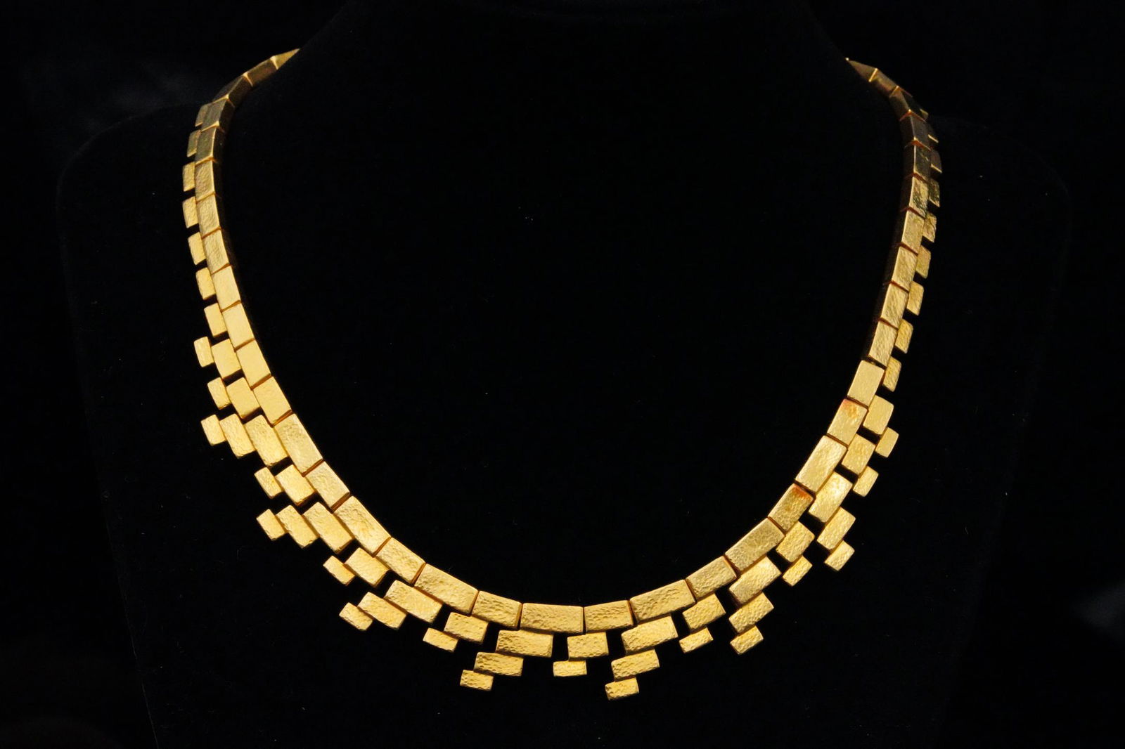Ilias Lalaounis 18K Hammered Brick Link Necklace (1 of 8)