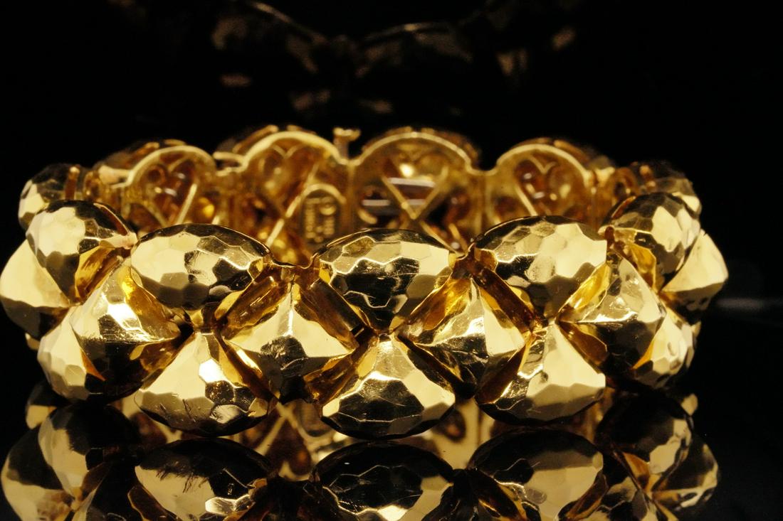 Henry Dunay 18K Yellow Gold Hammered Link Bracelet (1 of 6)