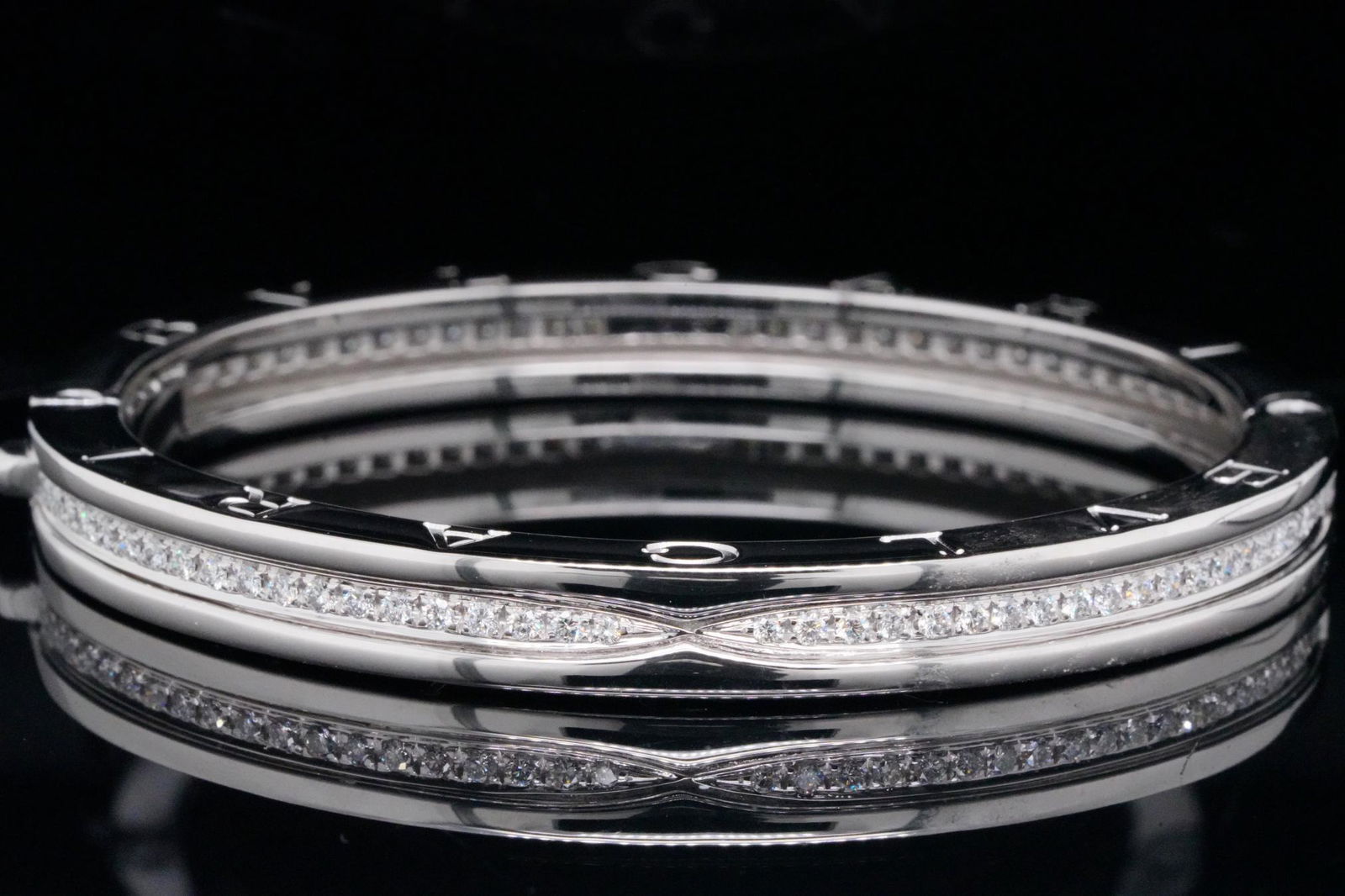 Bvlgari B.Zero1 1.52ctw Diamond and 18K Bangle (1 of 8)