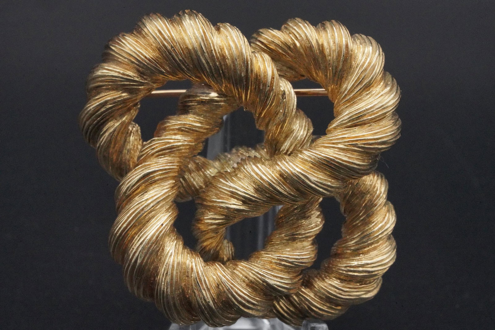 Tiffany & Co. 18K Yellow Gold Twisted Knot Brooch (1 of 7)
