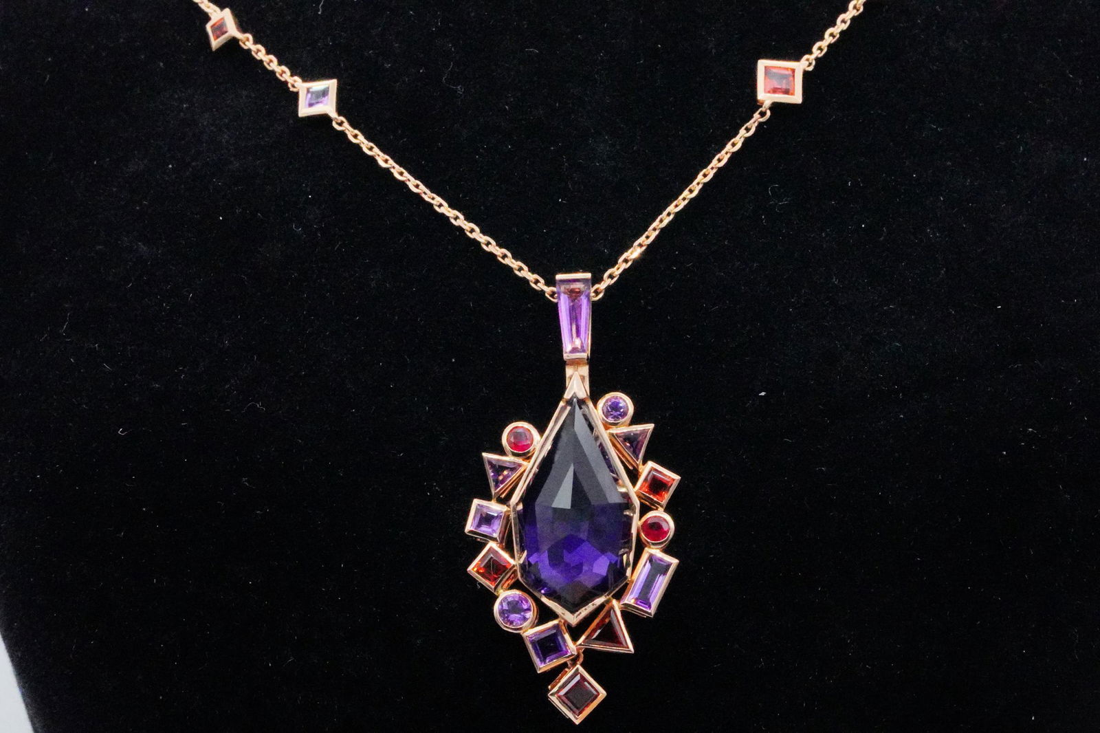 Stephen Webster 10.65ctw Multi-Gemstone 18K Necklace: Stephen Webster Gold Struck Collection 10.65ctw Multi-Gemstone Solid 18K Rose Gold 17" Crystal Haze Necklace - This exquisite necklace was made by world renowned British jeweler Stephen Webster, and i
