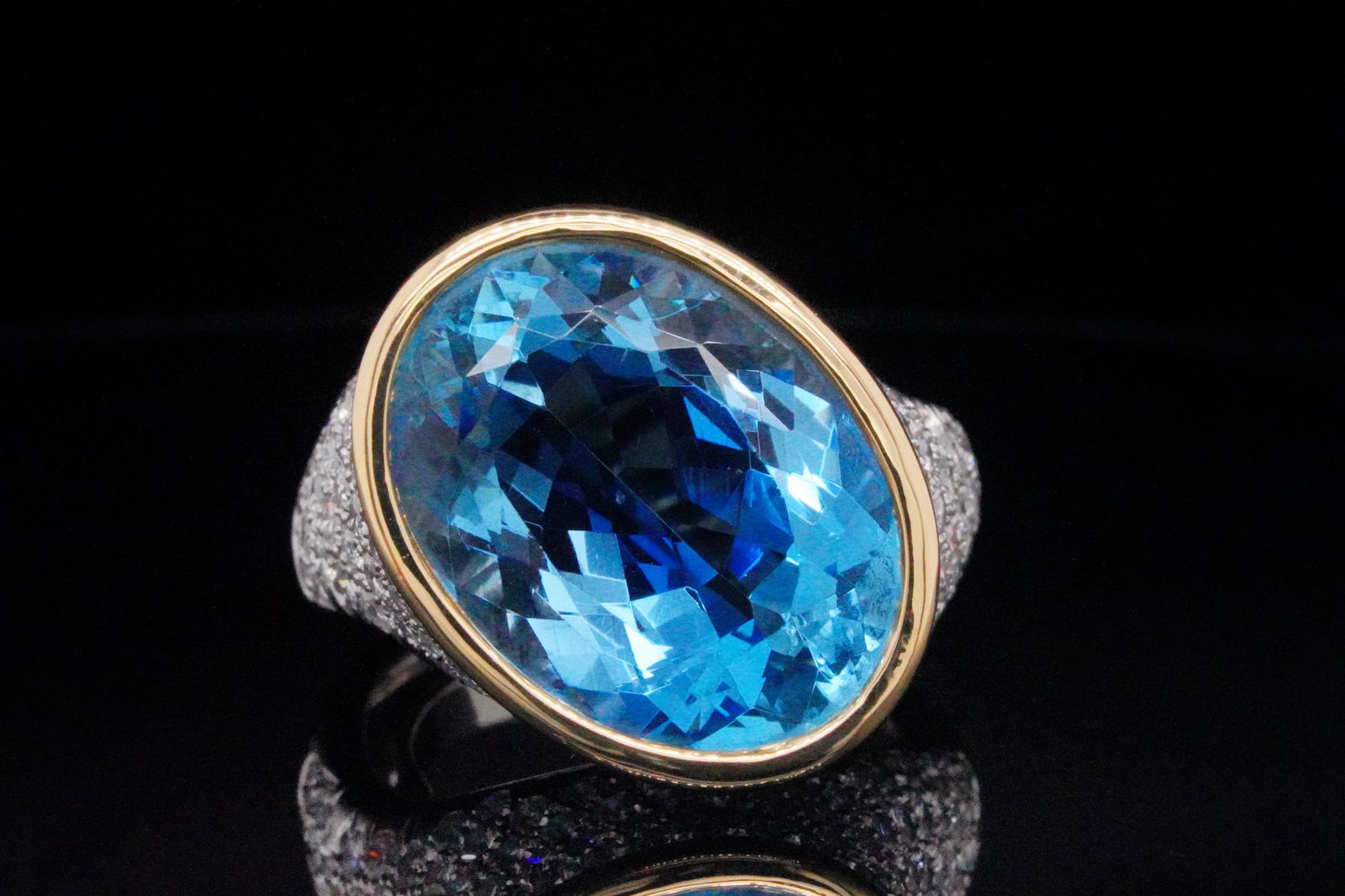 Angela Cummings 14.00ctw Aquamarine & Diamond Ring (1 of 8)
