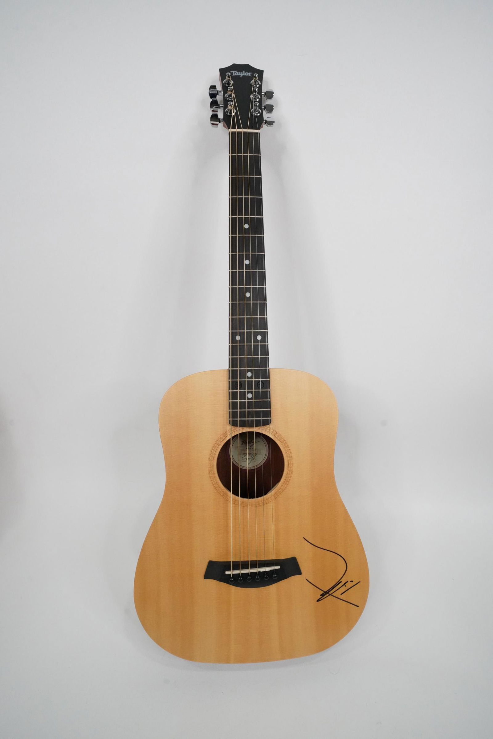 Tim McGraw Signed Baby Taylor Acoustic Guitar W/COA (1 of 11)