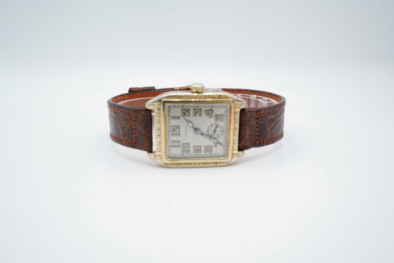 Bugsy Siegel's Personally Owned 1920s Elgin Watch (1 of 7)