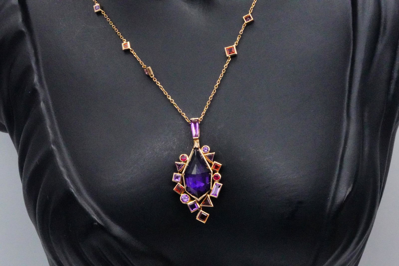 Stephen Webster 10.65ctw Multi-Gemstone 18K Necklace: Stephen Webster Gold Struck Collection 10.65ctw Multi-Gemstone Solid 18K Rose Gold 17" Crystal Haze Necklace - This exquisite necklace was made by world renowned British jeweler Stephen Webster, and i