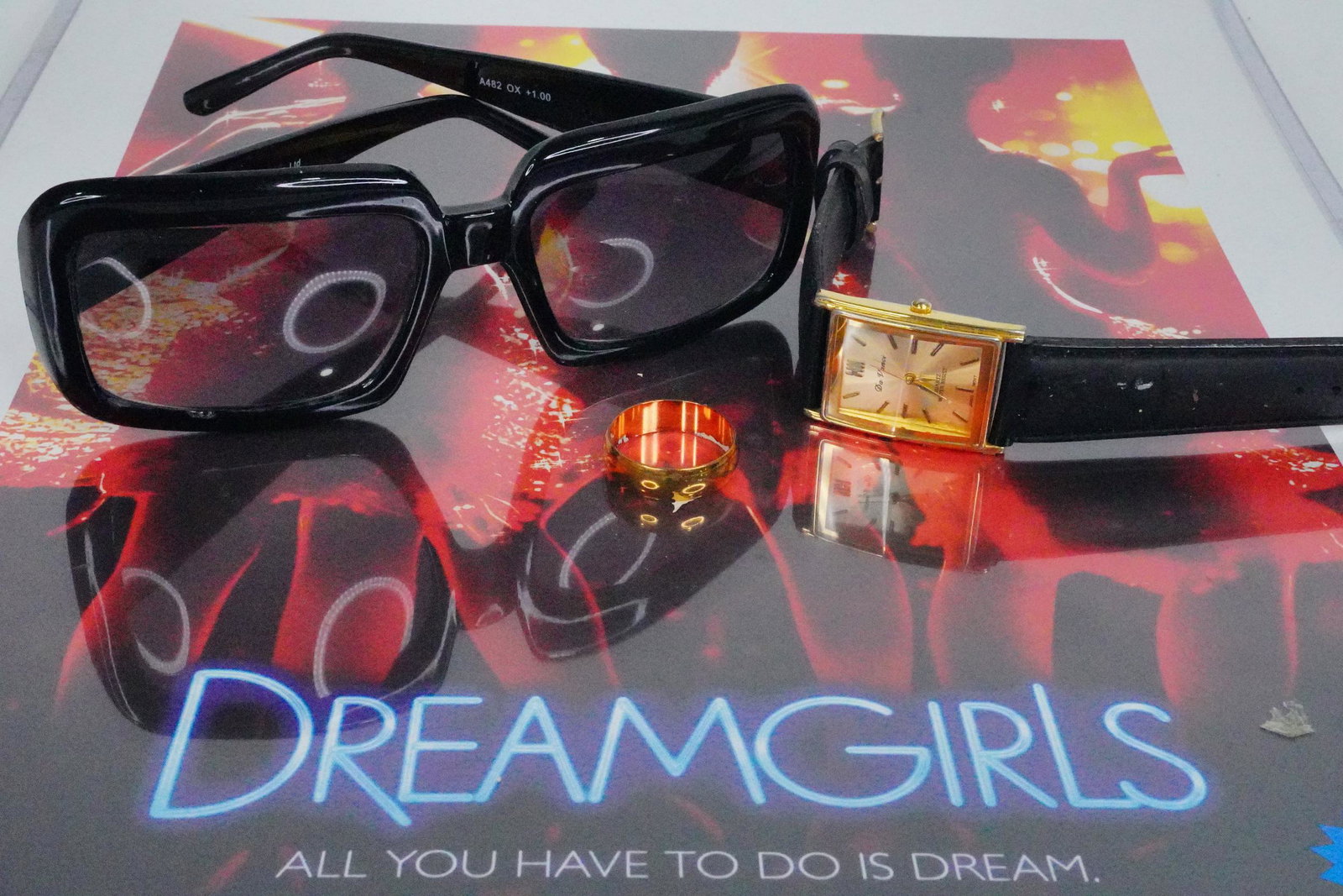 Jamie Foxx "Dreamgirls" Screen Worn Accessories W/COA (1 of 7)