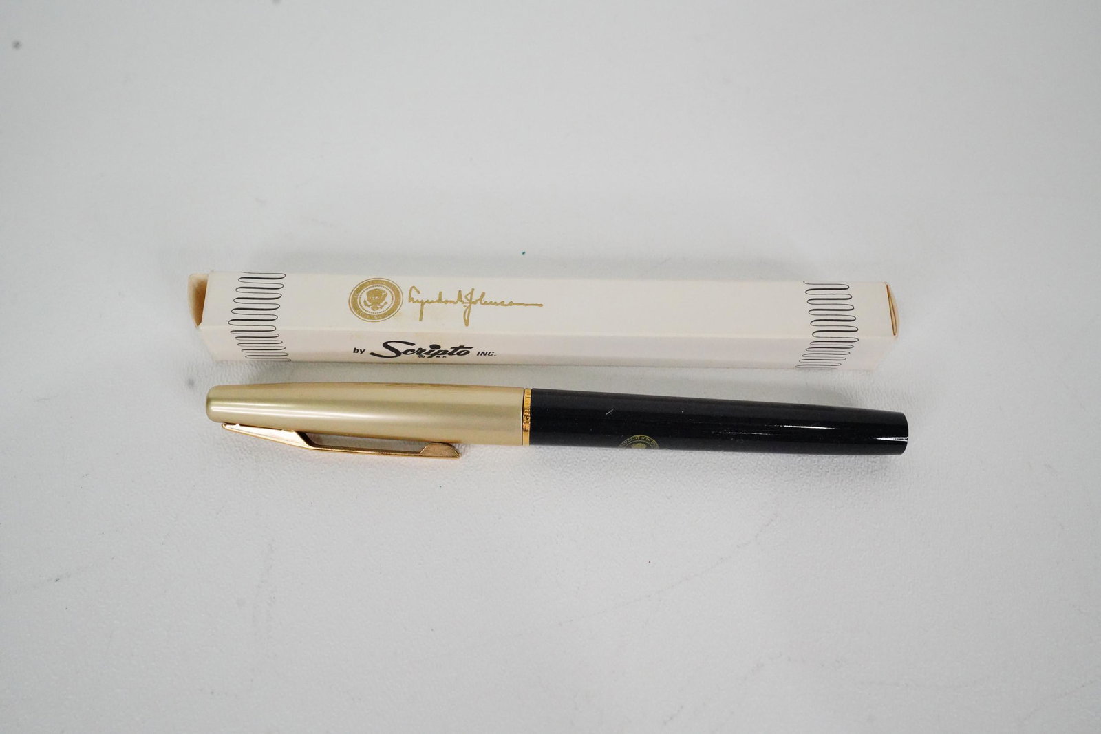 Lyndon B. Johnson Scripto 200 Gift Pen: Lyndon B. Johnson Scripto 200 Gift Pen - This is the official gift pen designed by Scripto used during the Johnson administration. Lyndon B. Johnson served as the 36th President of the United States f