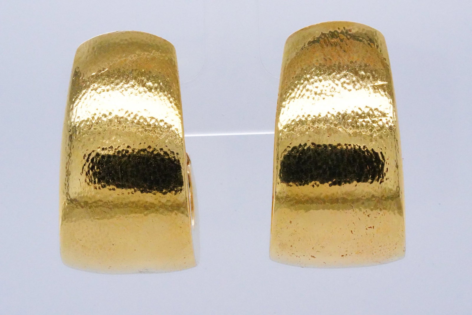 David Webb Solid 18K Yellow Gold 1.50" Ear Clips (1 of 5)