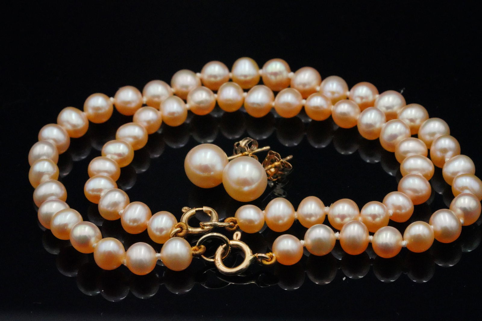 5mm-5.5mm Freshwater Pearl Bracelets/7mm Studs Set (1 of 2)