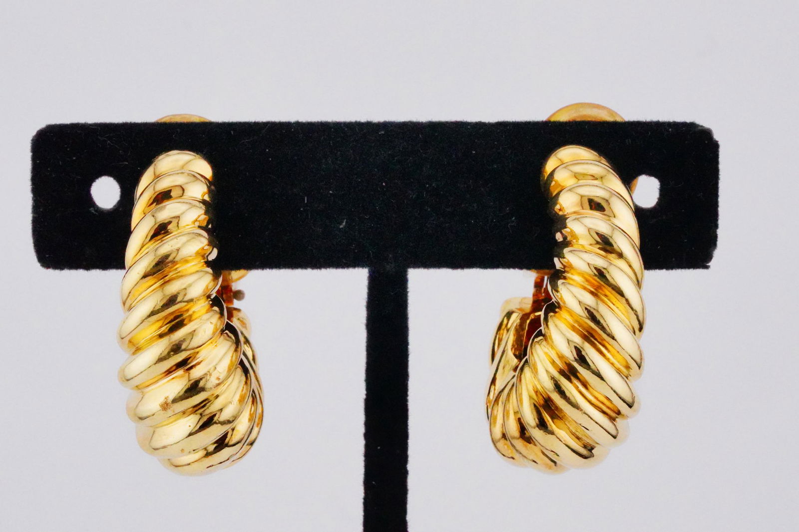 Tiffany & Co. 18K Yellow Gold Ribbed Hoop Ear Clips (1 of 5)