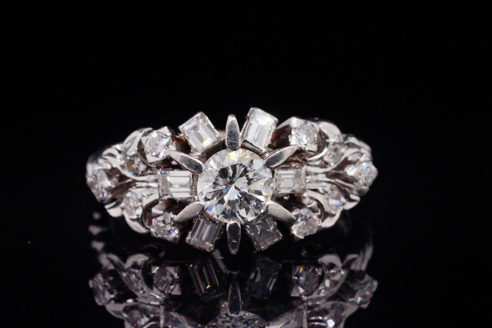 1.00ctw SI1-SI2/G-H Diamond and Solid Platinum Ring (1 of 6)