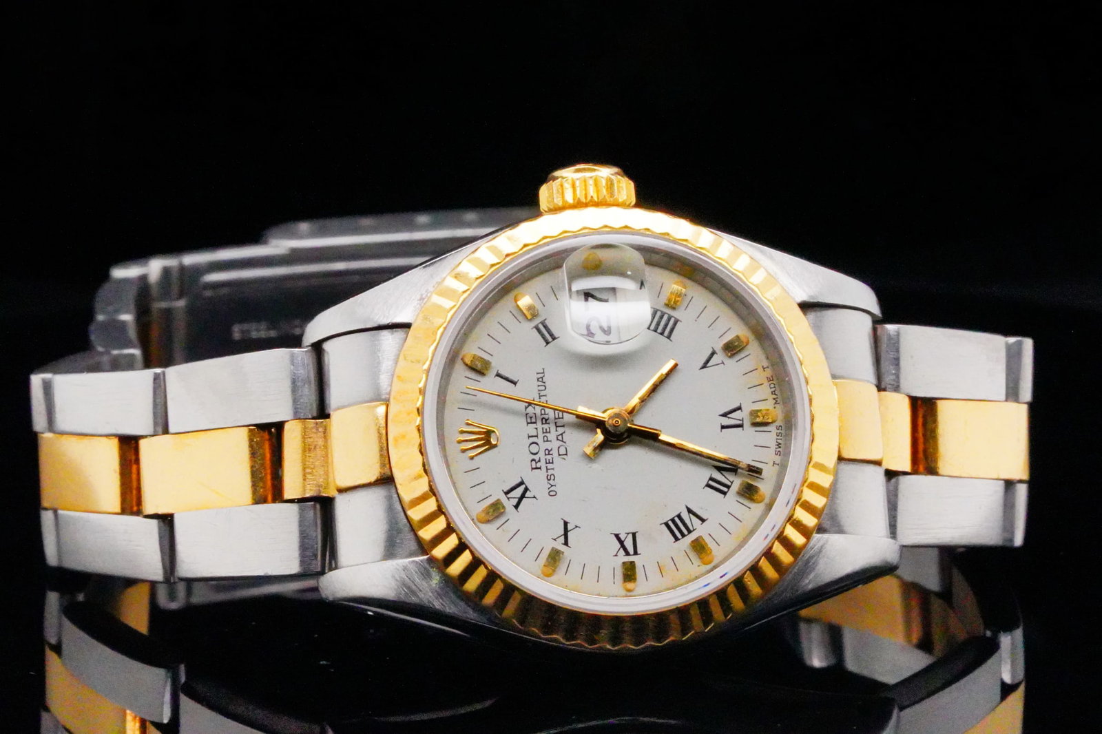 Rolex Lady Datejust 26mm 18K/SS Watch (Ref. 69173) (1 of 6)