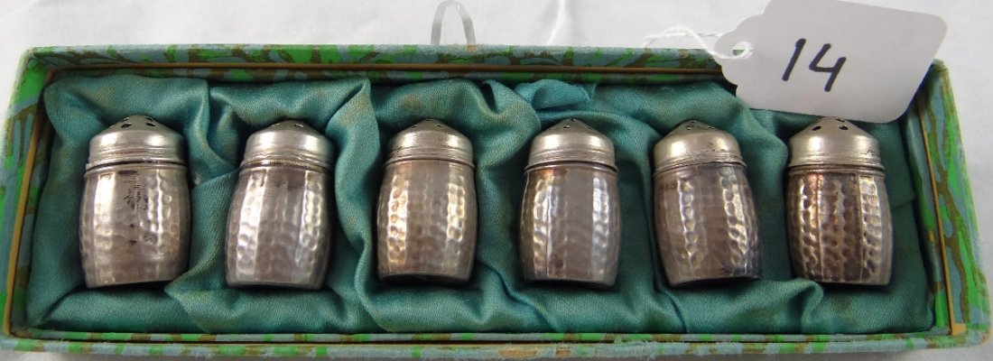 Set of (6) Sterling Silver Salt & Pepper Shakers: Set of (6) Sterling Silver Thimble Salt & Pepper Shakers (16 Grams)