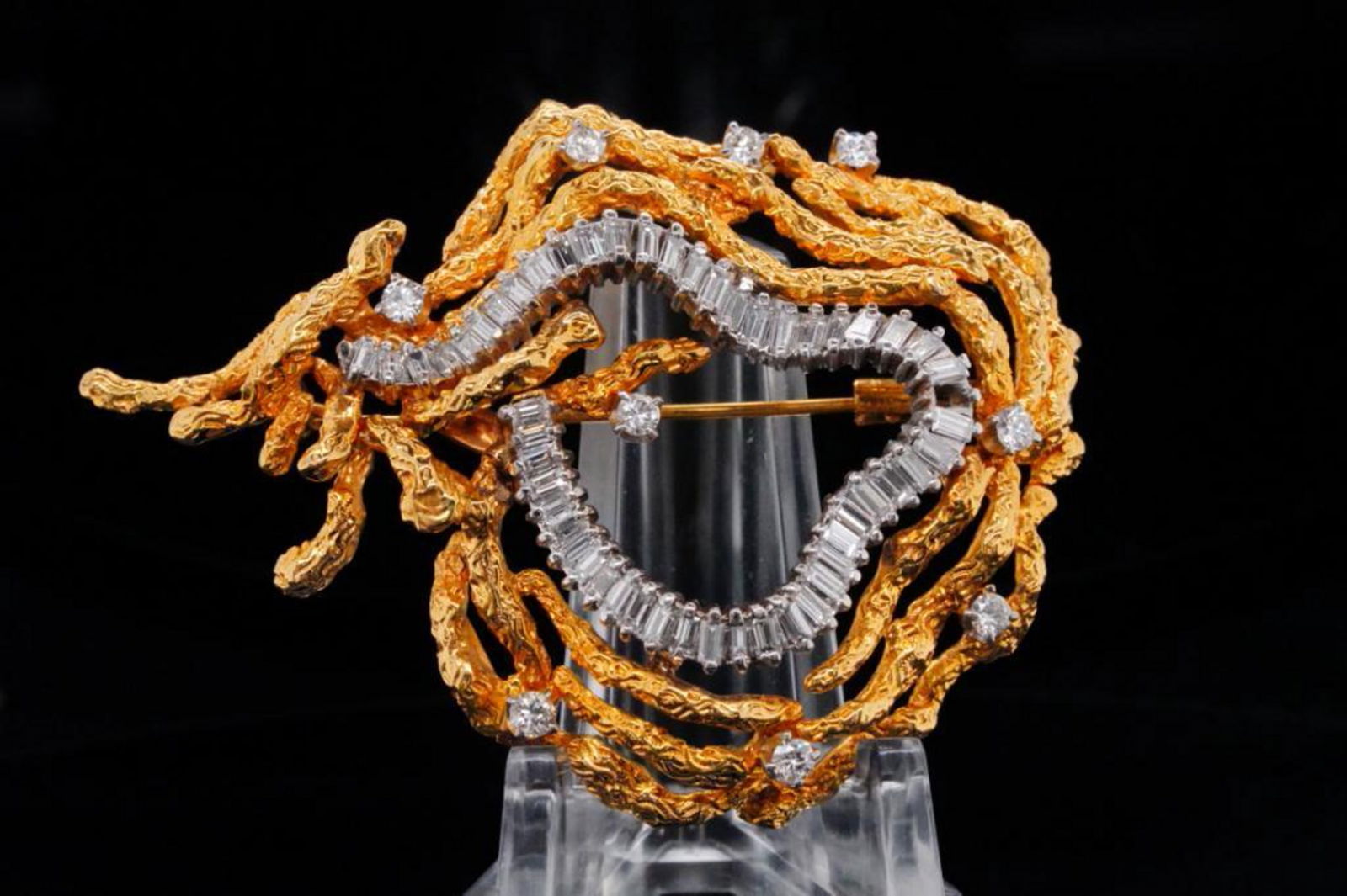 Tiffany & Co. Vintage 2.00ctw Diamond and 14K Brooch (1 of 6)