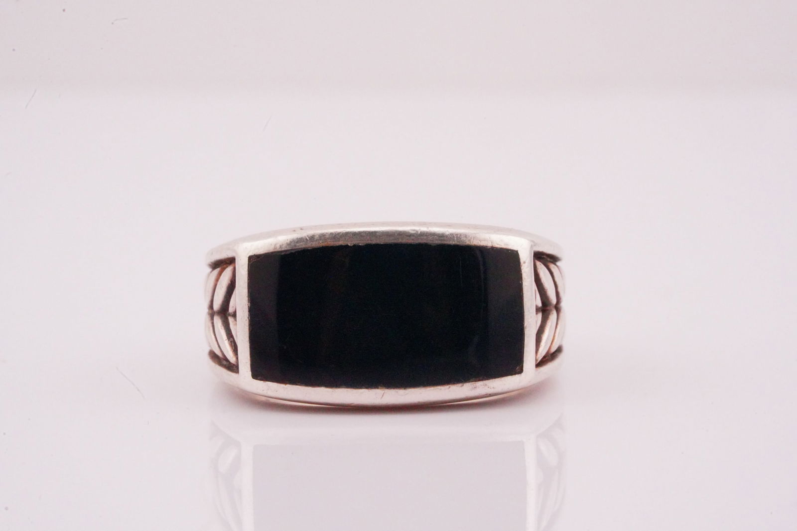 Richard Roundtree David Yurman Sterling and Onyx Ring W/Photo (1 of 8)