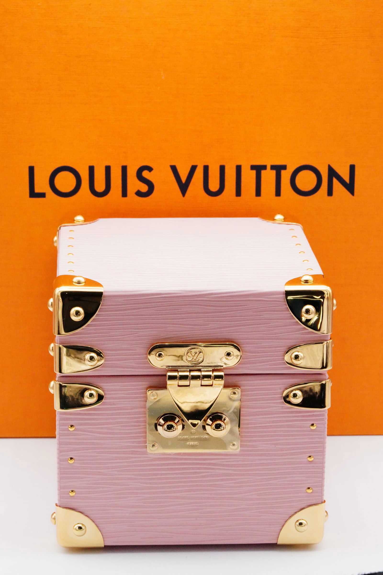 Louis Vuitton Vivienne Music Box in Pink Epi Leather (1 of 8)