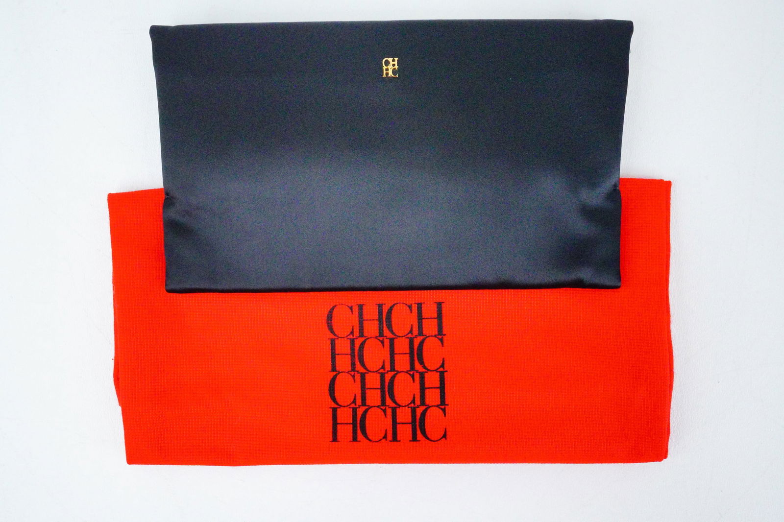 Carolina Herrera Black Satin Clutch W/Dust Cover (1 of 11)