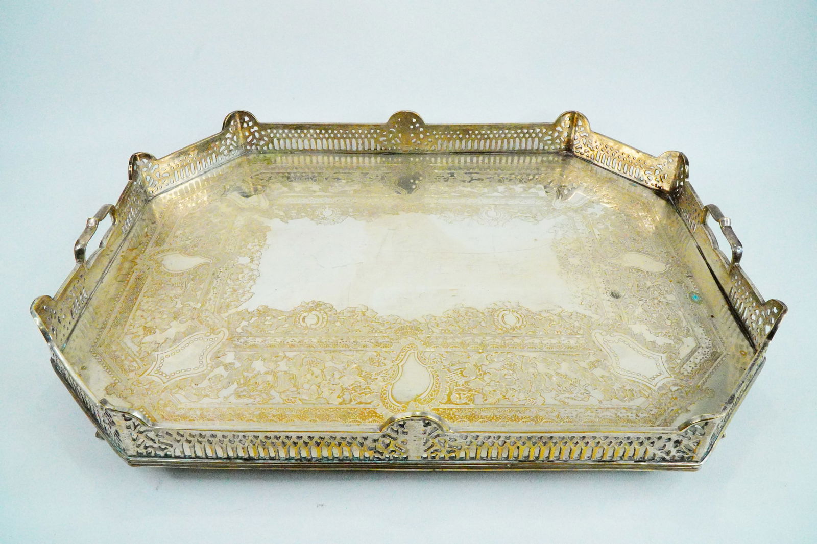 Bibi Hilton's Vintage Indian Silver Plated Decorative Tray (1 of 9)