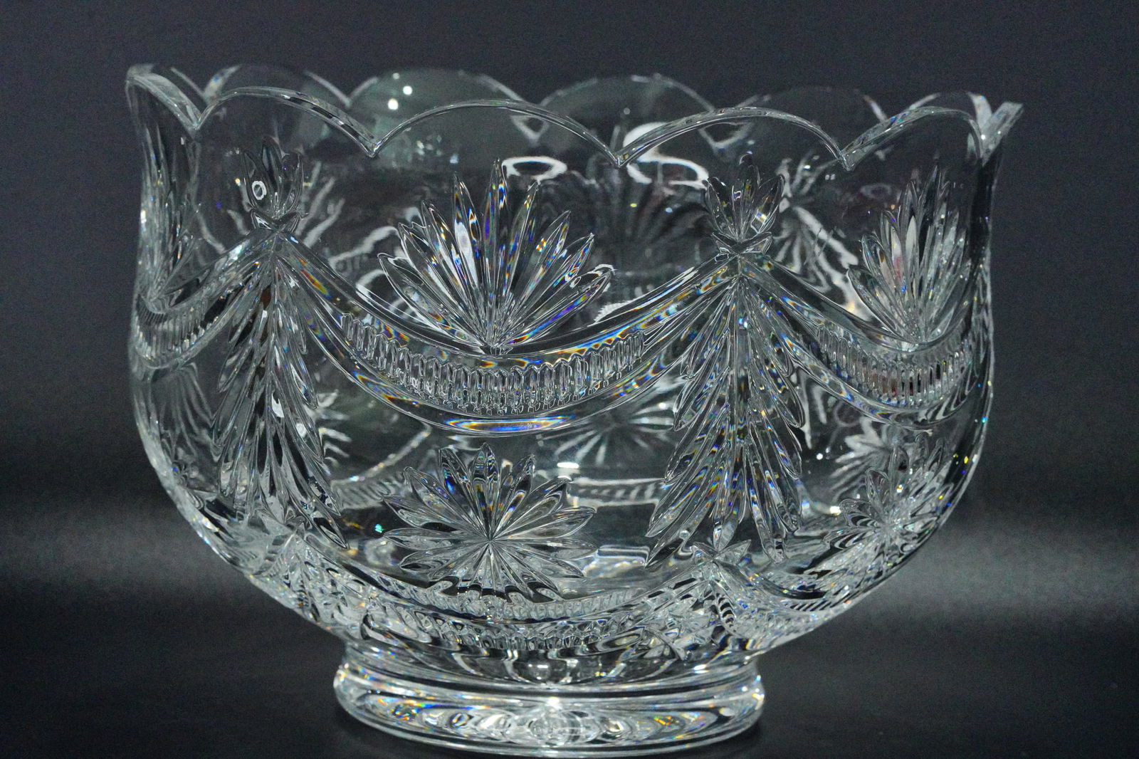 Bibi Hilton's Waterford Crystal Punch Bowl #2257/2500 (1 of 5)