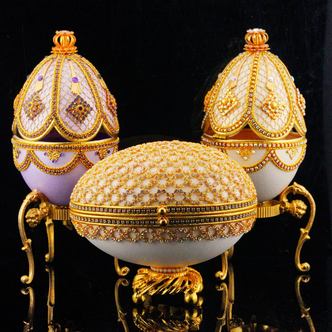 Bibi Hilton's Lot of (3) Bejeweled Egg Music/Jewelry Boxes (1 of 8)
