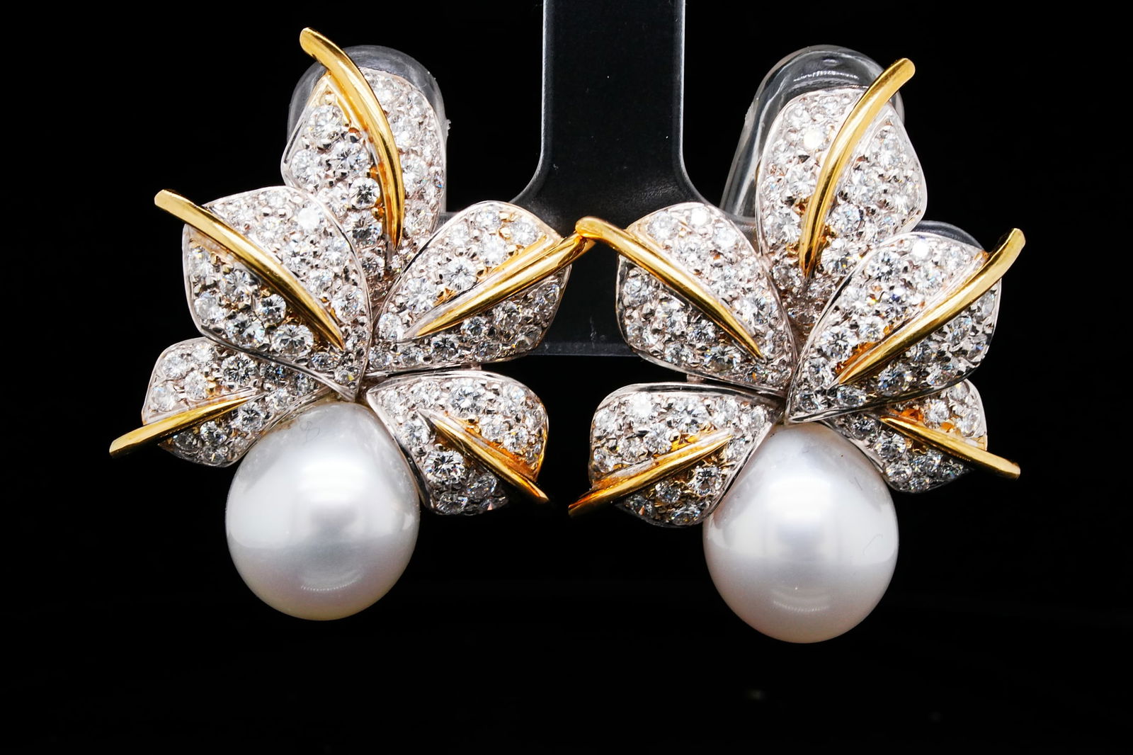 4.00ctw Diamond, 12mm Pearl and 18K Leaf Ear Clips (1 of 4)
