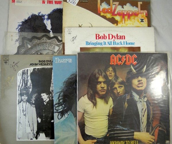 (7)Records(M. Jackson,The Doors,Bob Dylan): 1987 Michael Jackson "The Way You Make Me Feel" (Brand New, Unopened)/1980 Special Limited Edition Badge The Police/1970 The Doors "13"/1979 ACDC "Highway To Hell"/1968 Bob Dylan "John Wesley Harding"