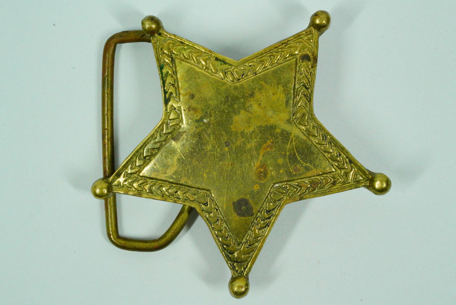 Waylon Jennings Personally Owned Sheriff Star Belt Buckle: Waylon Jennings Personally Owned Sheriff Star Belt Buckle W/COA- This distinctive belt buckle, once owned by the legendary country music artist Waylon Jennings, is a remarkable piece of memorabilia. T