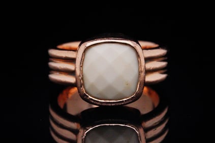 18K Rose Gold and 9mm White Agate Ring