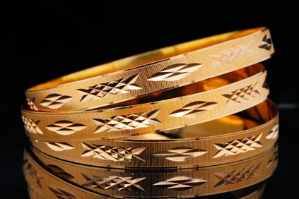 Lot of (3) 18K Yellow Gold 7.5mm Wide Bangle Bracelets