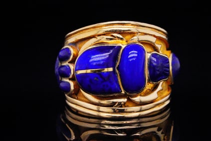18K Yellow Gold and Lapis Scarab Ring