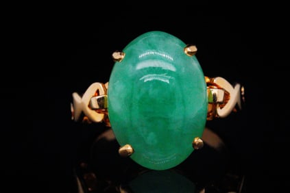 16.5mm Jade Cabochon and 18K Yellow Gold Ring