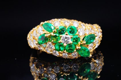 Graff 2.26ctw Diamond, 1.57ctw Emerald and 18K Ring