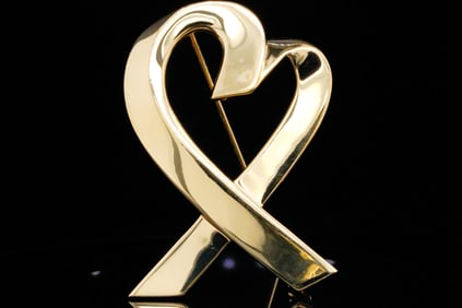 Tiffany & Co. Paloma Picasso 18K Loving Heart Brooch
