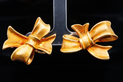 Angela Cummings 18K Yellow Gold 1.25" Bow Ear Clips