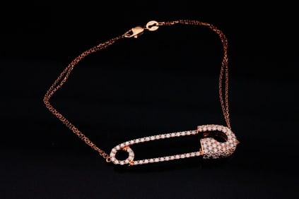1.00ctw SI1-SI2/G-H Diamond 18K Safety Pin Bracelet