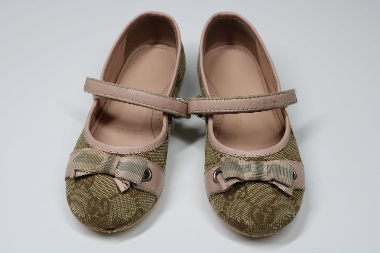 Gucci Children's GG Supreme Canvas Flats (1 of 7)