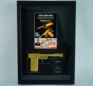 007-R. Moore, C. Lee Signed Photo/Replica Prop Gun