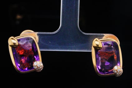 Pomellato 10.00ctw Amethyst, Diamond 18K Ear Clips