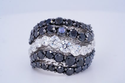 Bucherer 10.85ctw Black and White Diamond 18K Ring