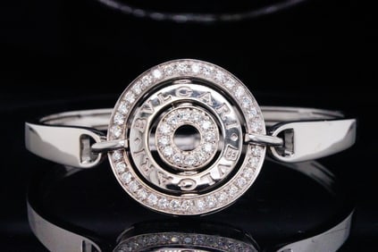 Bvlgari 1.40ctw VS1-VS2/F-G Diamond and 18K Bracelet