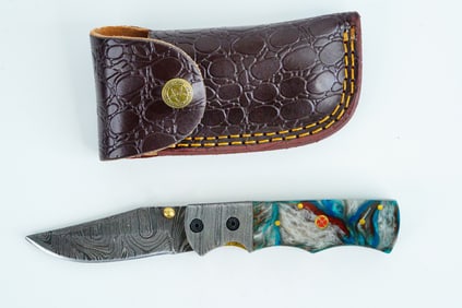 Handmade Damascus Steel Folding Pocket Knife