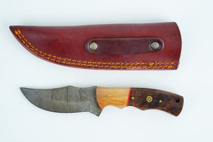 Handmade Damascus Steel 7.5" Hunting Skinner Knife