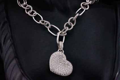 5.00ctw VS1-VS2/G-H Diamond and 18K Heart Necklace
